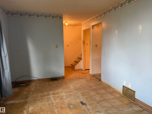 10 8010 141 Avenue, Edmonton, AB 