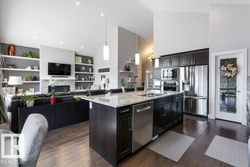 24 Elise Place, St. Albert, AB - Indoor Photo Showing Kitchen With Double Sink With Upgraded Kitchen