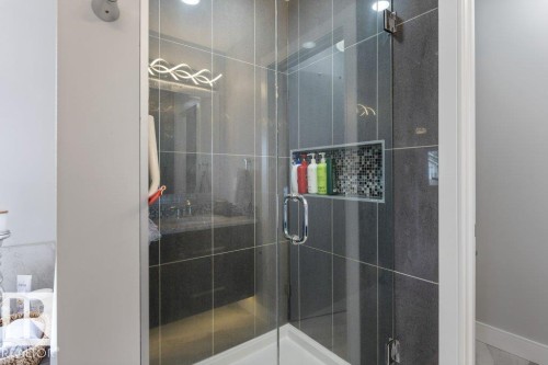24 Elise Place, St. Albert, AB - Indoor Photo Showing Bathroom