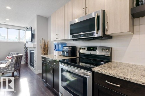 24 Elise Place, St. Albert, AB - Indoor Photo Showing Kitchen