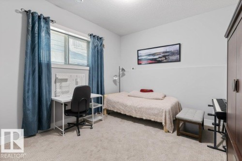 24 Elise Place, St. Albert, AB - Indoor Photo Showing Bedroom