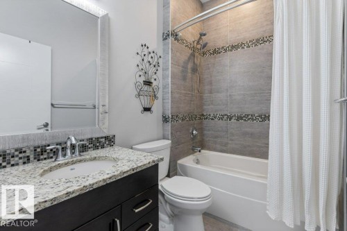 24 Elise Place, St. Albert, AB - Indoor Photo Showing Bathroom