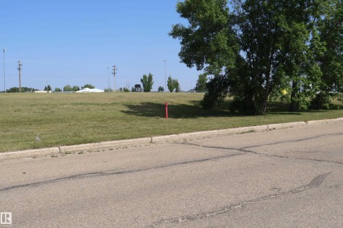 4210 50A Ave, Stettler Town, AB 