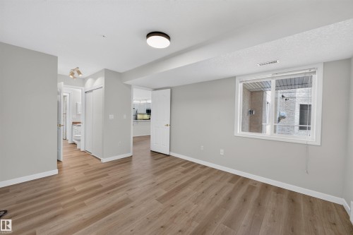 215 6703 172 Street, Edmonton, AB 
