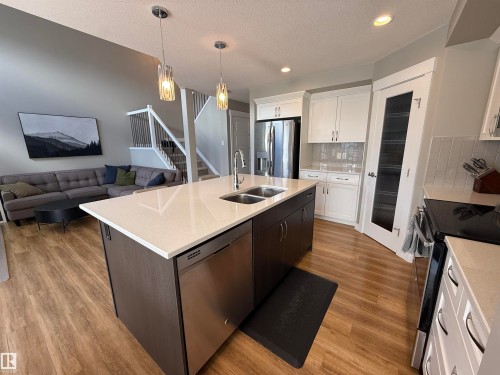 189 Reed Place, Leduc, AB 