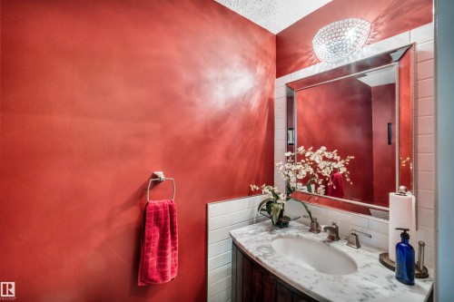 17941 57 Avenue, Edmonton, AB 