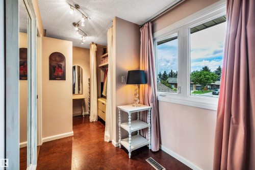 17941 57 Avenue, Edmonton, AB 