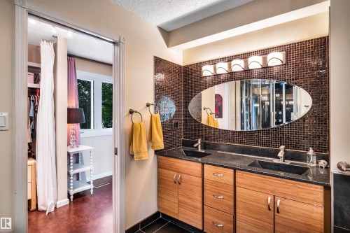 17941 57 Avenue, Edmonton, AB 