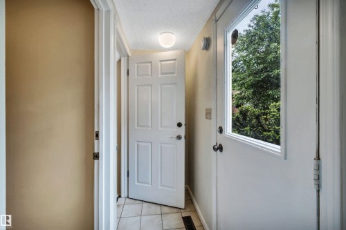 17941 57 Avenue, Edmonton, AB 