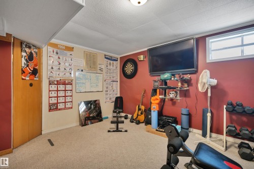 14032 116 Street, Edmonton, AB 