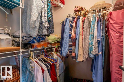 Primary Bedroom features a convenient Walk-in closet - 303 10528 77 Avenue, Edmonton, AB 