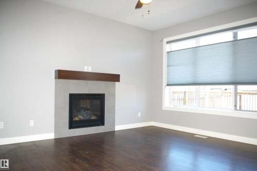17615 77 Street, Edmonton, AB 