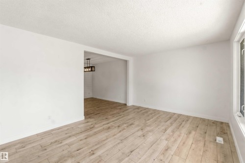 4227 40 Avenue, Stony Plain, AB 