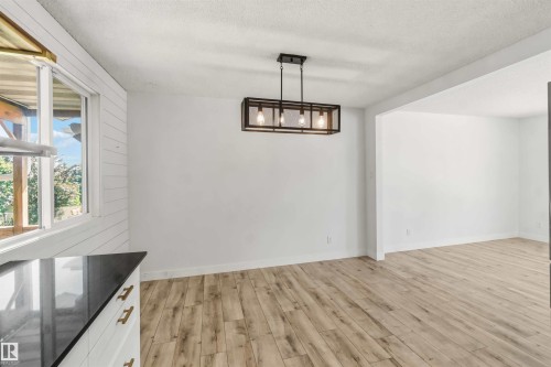 4227 40 Avenue, Stony Plain, AB 