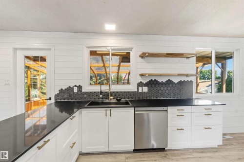 4227 40 Avenue, Stony Plain, AB 