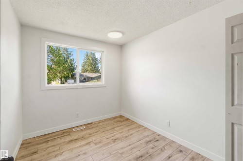 4227 40 Avenue, Stony Plain, AB 