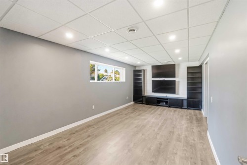 4227 40 Avenue, Stony Plain, AB 