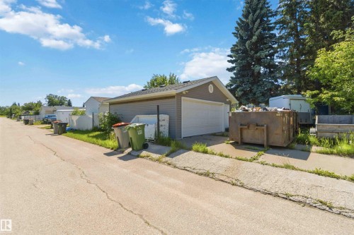 4227 40 Avenue, Stony Plain, AB 