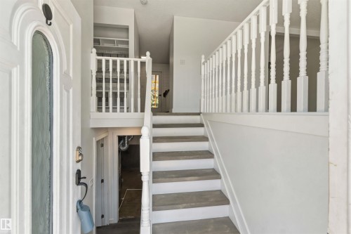 4227 40 Avenue, Stony Plain, AB 