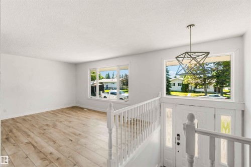 4227 40 Avenue, Stony Plain, AB 