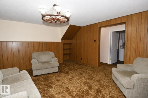 5012 57 Avenue, Leduc, AB 