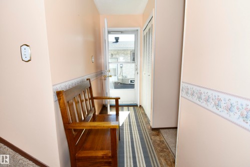 5012 57 Avenue, Leduc, AB 