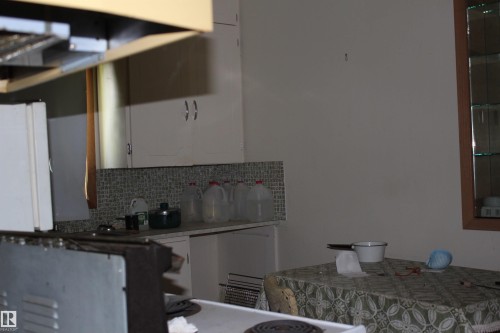 Image quality insufficient for description - 5416 51 Avenue, Andrew, AB - Indoor Photo Showing Other Room