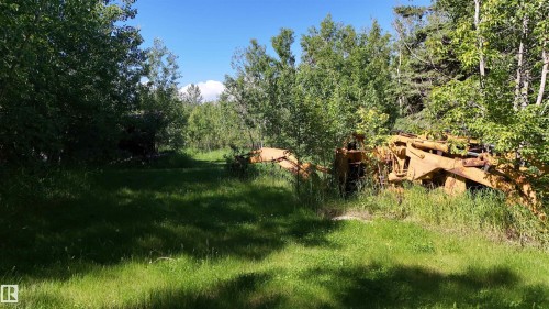 Image quality insufficient for description - 5416 51 Avenue, Andrew, AB 