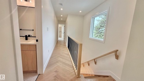 11712 122 Street, Edmonton, AB - Indoor Photo Showing Other Room