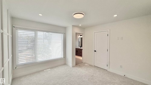 11712 122 Street, Edmonton, AB - Indoor Photo Showing Other Room