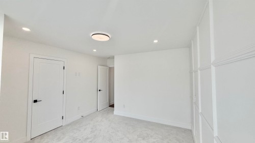 11712 122 Street, Edmonton, AB - Indoor Photo Showing Other Room