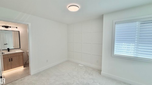 11712 122 Street, Edmonton, AB - Indoor Photo Showing Other Room