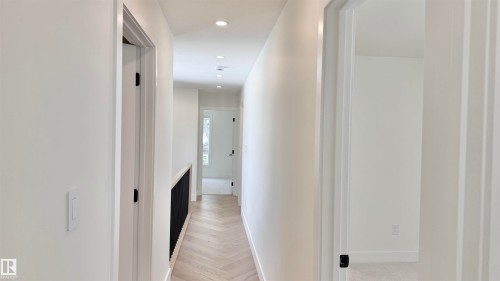 11712 122 Street, Edmonton, AB - Indoor Photo Showing Other Room