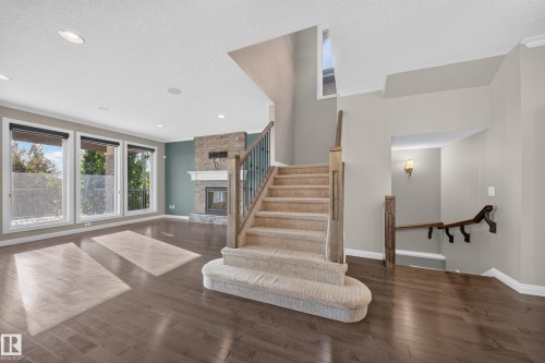 2273 Warry Loop, Edmonton, AB 