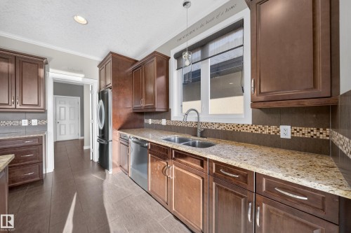 2273 Warry Loop, Edmonton, AB 