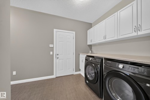 2273 Warry Loop, Edmonton, AB 