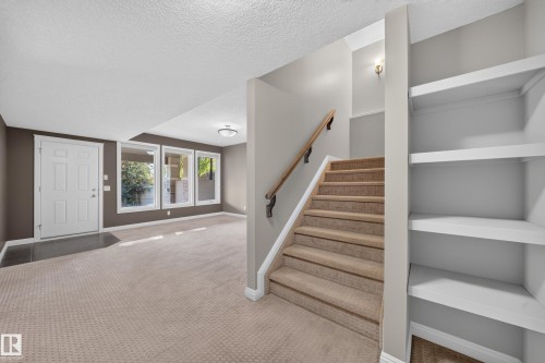 2273 Warry Loop, Edmonton, AB 