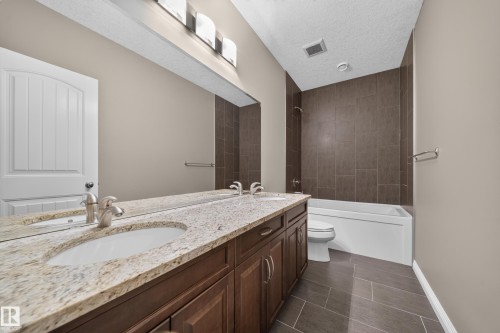 2273 Warry Loop, Edmonton, AB 