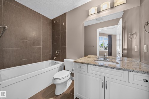 2273 Warry Loop, Edmonton, AB 