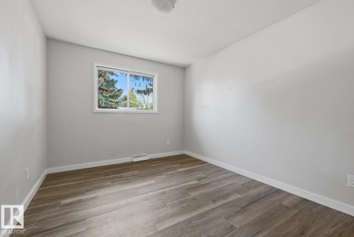 12832 89 Street, Edmonton, AB 