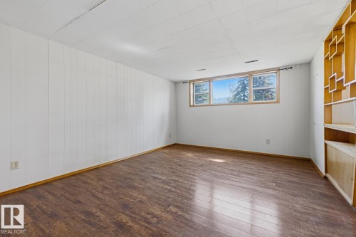 12832 89 Street, Edmonton, AB 