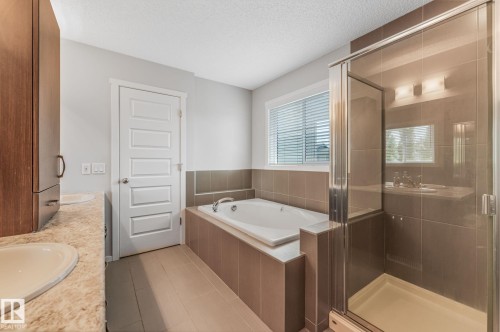 20741 98A Avenue, Edmonton, AB 