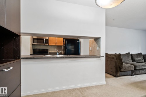 117 1204 156 Street, Edmonton, AB - Indoor Photo Showing Kitchen