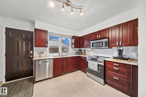 9326 158 Street, Edmonton, AB 