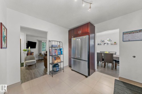 9326 158 Street, Edmonton, AB 
