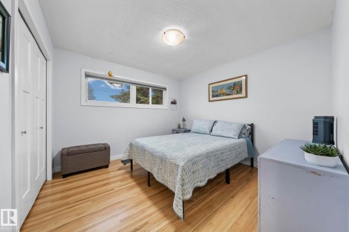 9326 158 Street, Edmonton, AB 