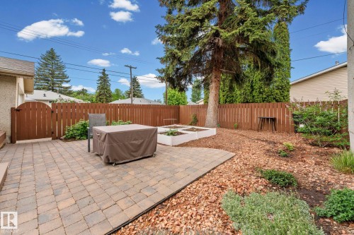 9326 158 Street, Edmonton, AB 