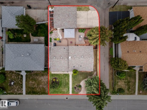 9326 158 Street, Edmonton, AB 