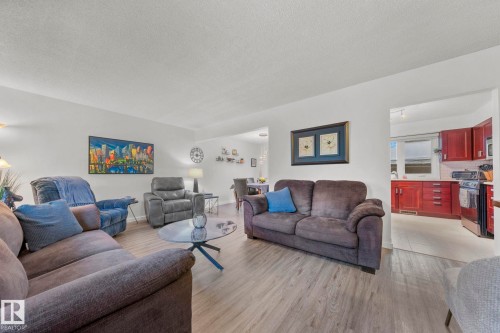 9326 158 Street, Edmonton, AB 