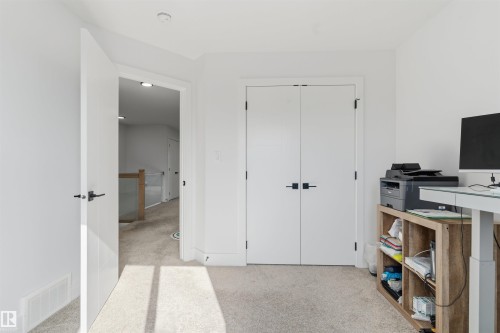 4373 37 Street, Beaumont, AB - Indoor